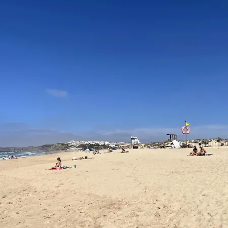 Spacious In Sunny Minutes To Lourinha (Lisbon)