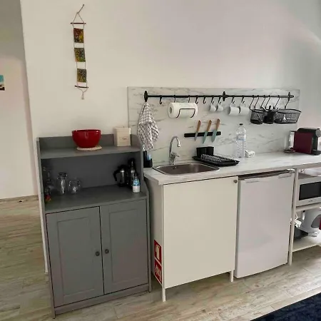 Spacious In Sunny Minutes To Lourinha (Lisbon)