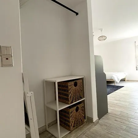 Apartment Spacious In Sunny Minutes To Lourinha (Lisbon)