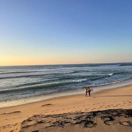 شقة Spacious In Sunny Minutes To