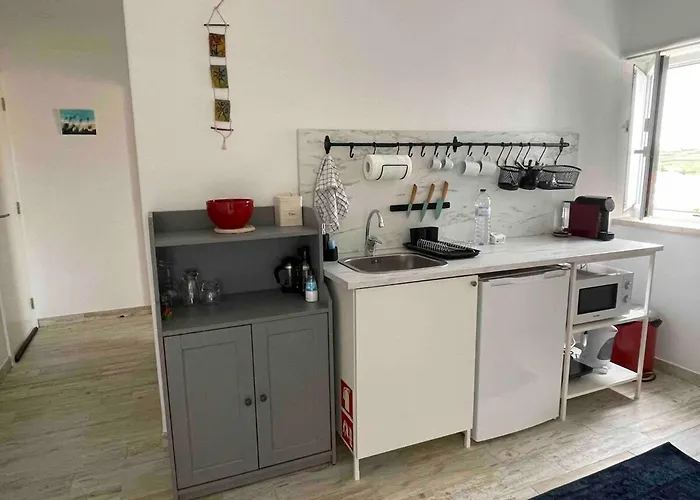 Spacious In Sunny Minutes To Lourinhã